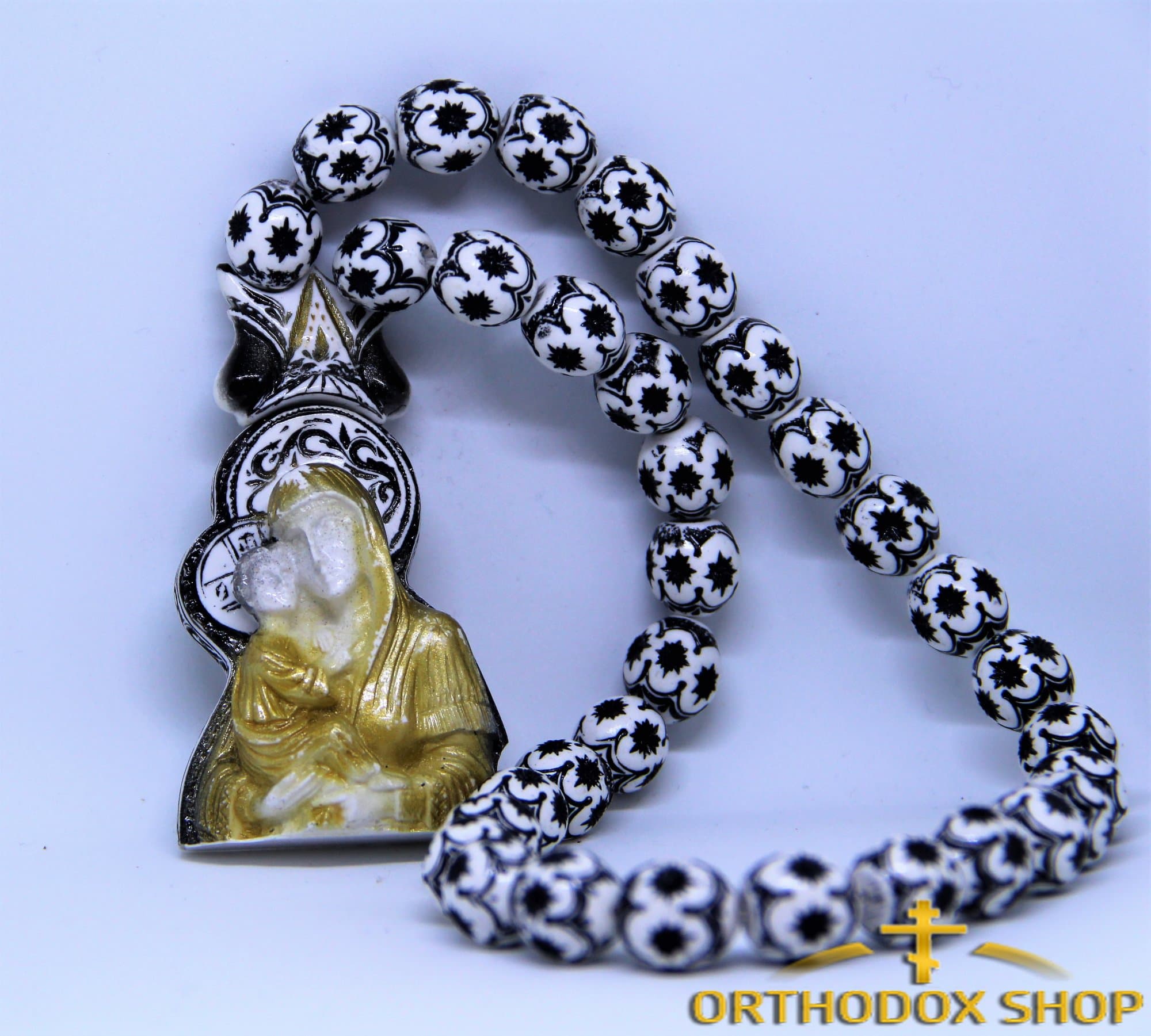 Автомобильная подвеска с Богоматерью, ручная работа. 33 шарика, 30 cm. Освященная